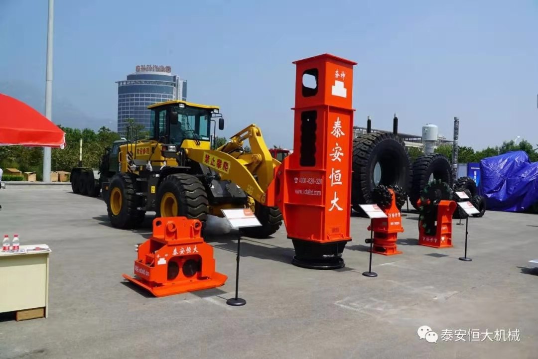 恒大機(jī)械喜獲“2017年度公路工程工法”優(yōu)秀工法獎(jiǎng) 恒大機(jī)械喜獲“2017年度公路工程工法”優(yōu)秀工法獎(jiǎng)