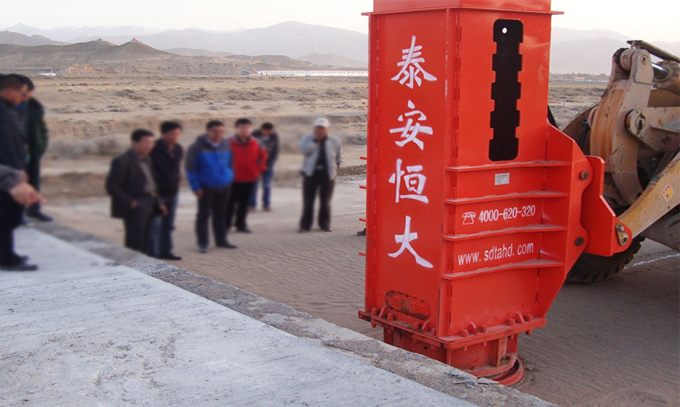 高速液壓夯實機在滬昆高鐵湖南衡陽段施工中的應用